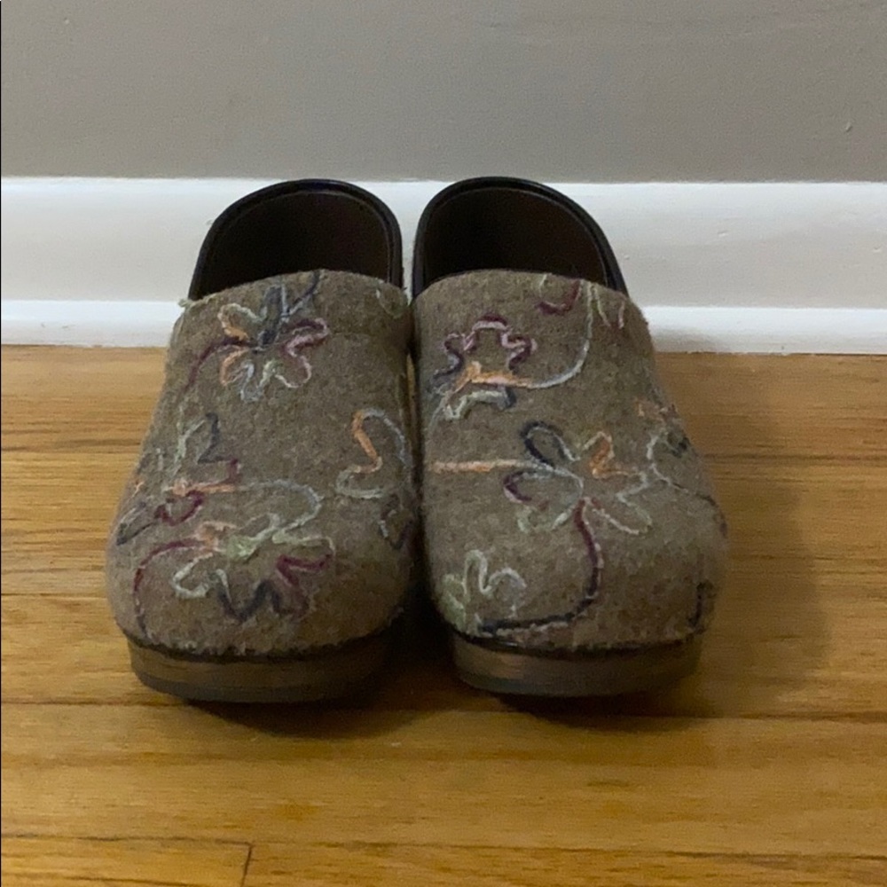 dansko shoes